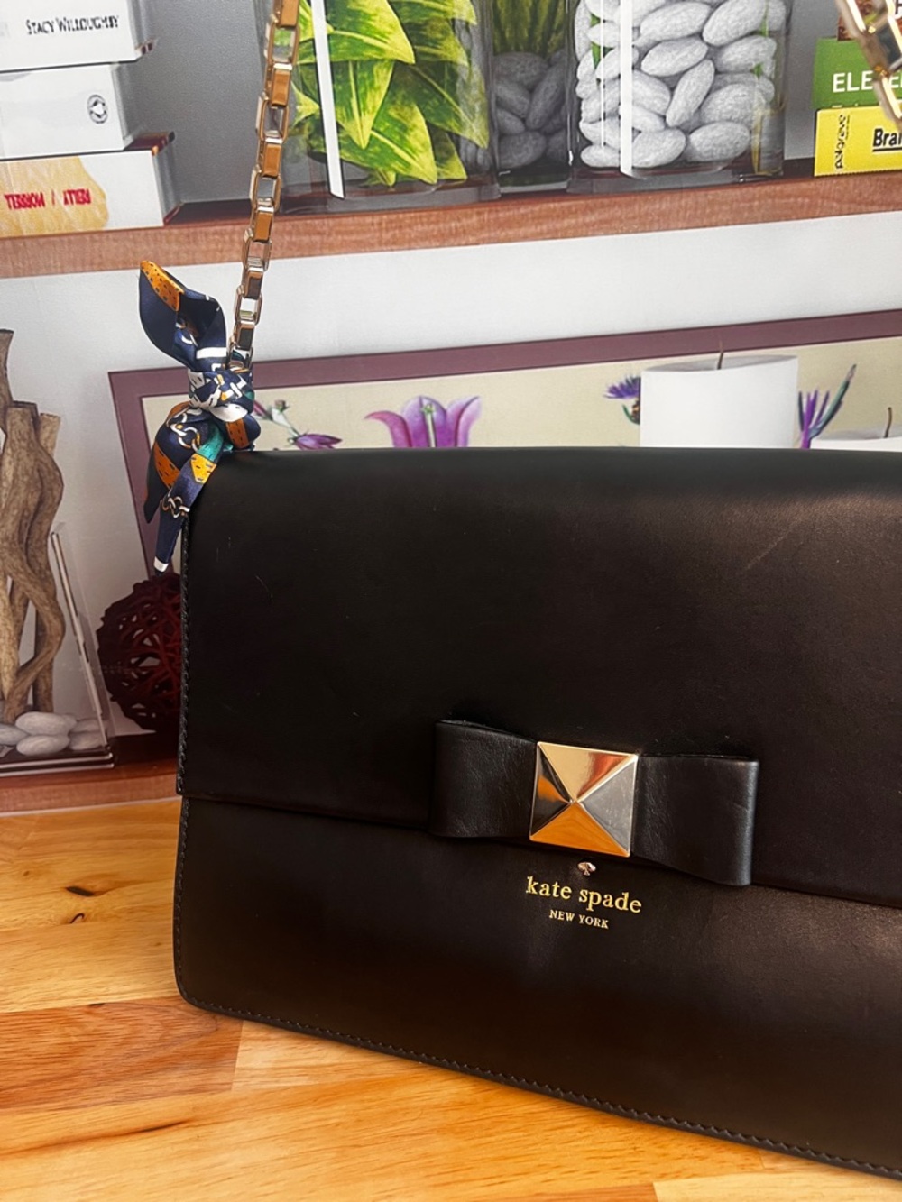 Kate Spade New York Black Leather Clutch Bag with Shoulder Strap and Bow Accent - Picture 9 of 14